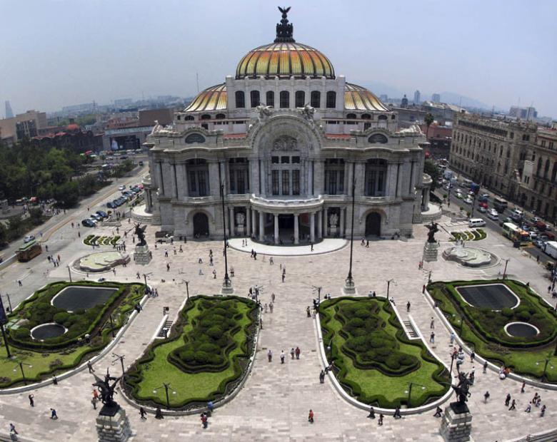 12. Palacio de Bellas Artes - Meksico City, Meksika