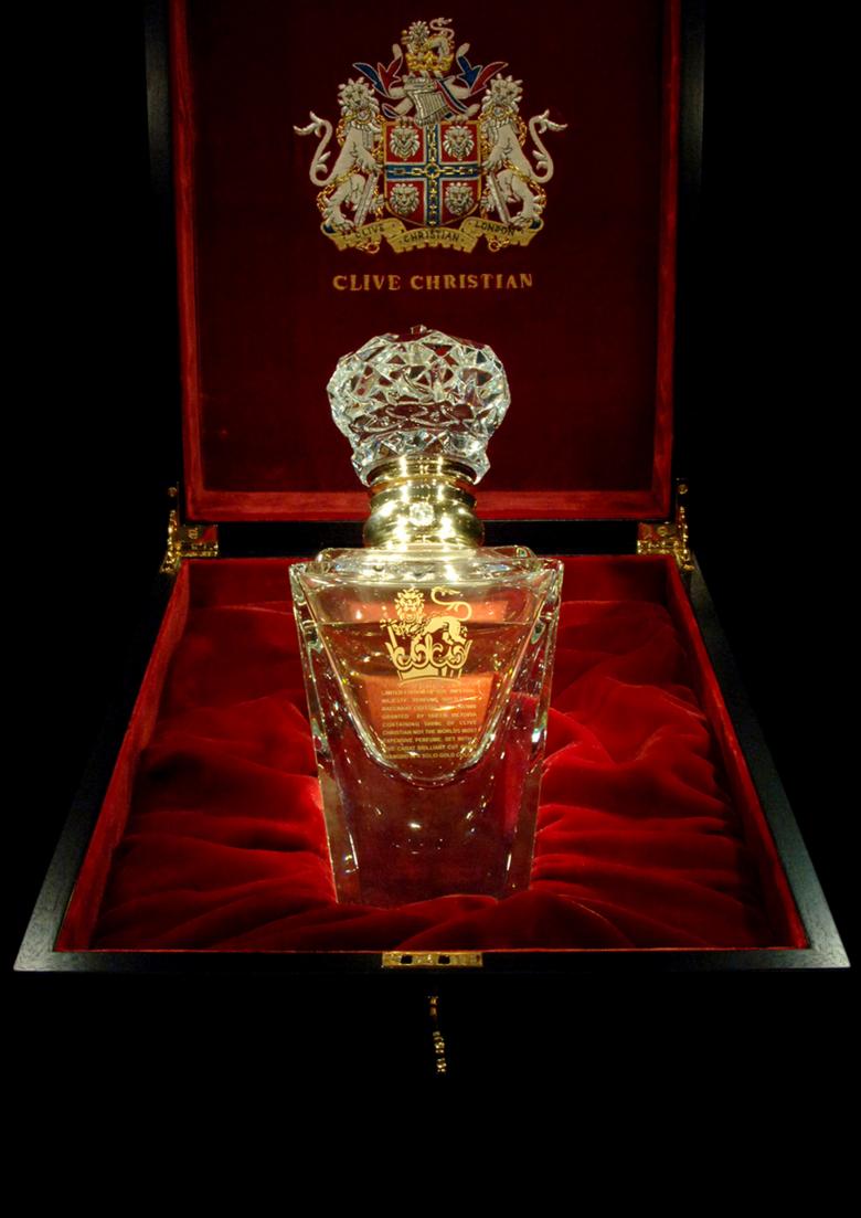 6. Dünyanın En Pahalı Parfümü - Elmas Şişe - 215.000 Dolar