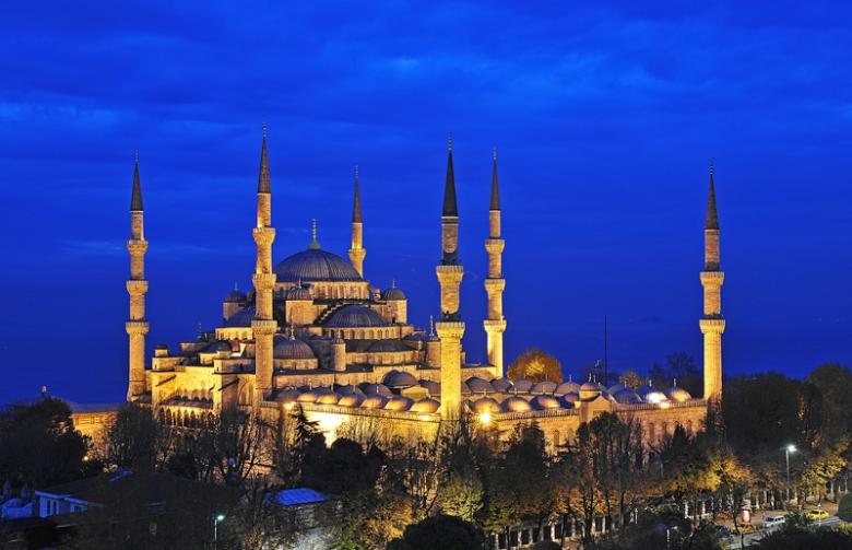 6. Sultan Ahmet Cami