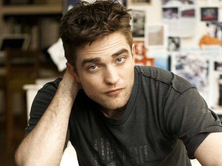 8. Robert Pattison